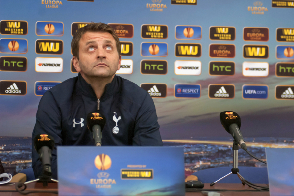 Sherwood rozczarowany zwolnieniem Sherwood rozczarowany zwolnieniem