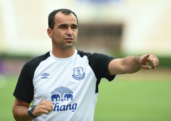Martinez: Niepokoiłbym się, gdyby nie chcieli nam podkupić piłkarzy Martinez: Niepokoiłbym się, gdyby nie chcieli nam podkupić piłkarzy