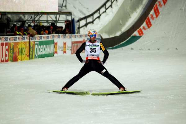 Skoki: Sensacyjny zwycięzca, Stoch na 13 miejscu Skoki: Sensacyjny zwycięzca, Stoch na 13 miejscu