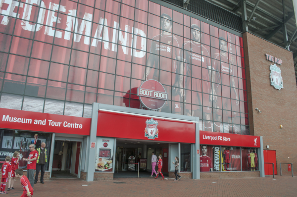 Klopp przygląda się gwieździe Crvenej Zvezdy Klopp przygląda się gwieździe Crvenej Zvezdy