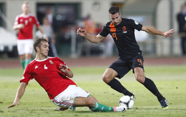 Van Persie: W Chinach mogłem zarobić 48 milionów Van Persie: W Chinach mogłem zarobić 48 milionów