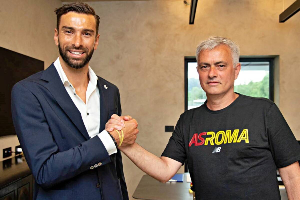 Jose Mourinho’s first transfer to AS Roma!  There is an official confirmation