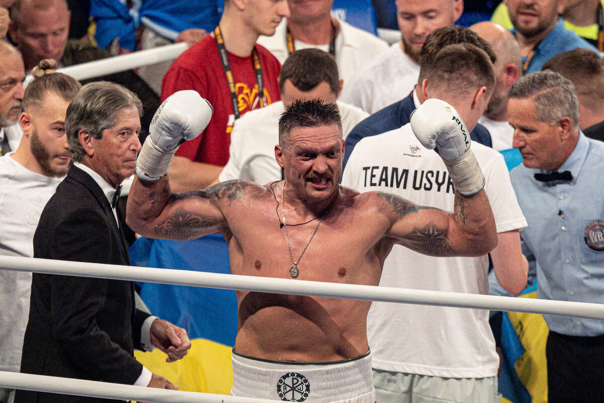 Usyk zawalczy z mistrzem UFC? Nadeszła zdecydowana odpowiedź