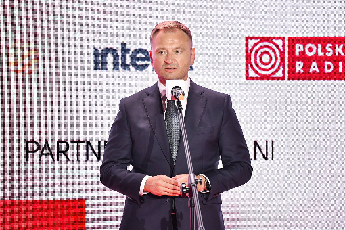 "Chamstwo, prostactwo". Minister sportu reaguje na aferę z kibolami Legii