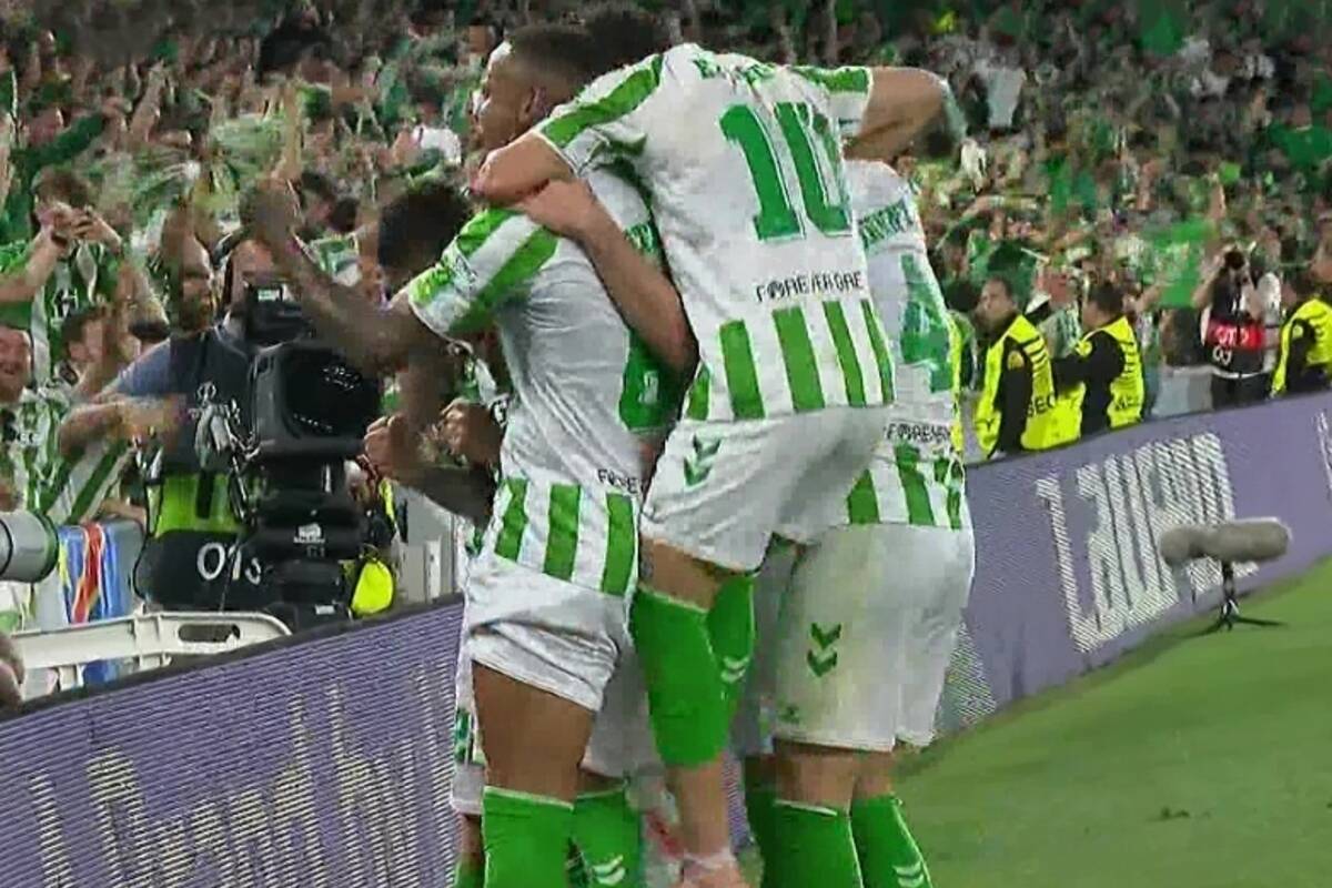 Co za rakieta Antony'ego! Real Betis bliżej finału [WIDEO]