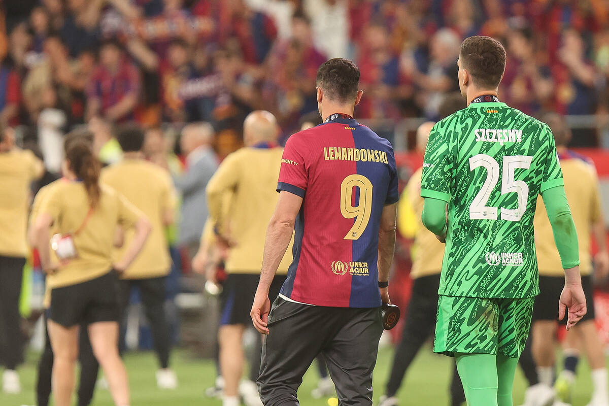Składy na mecz Barcelona - Real Madryt. Flick zdecydował ws. Szczęsnego i Lewandowskiego