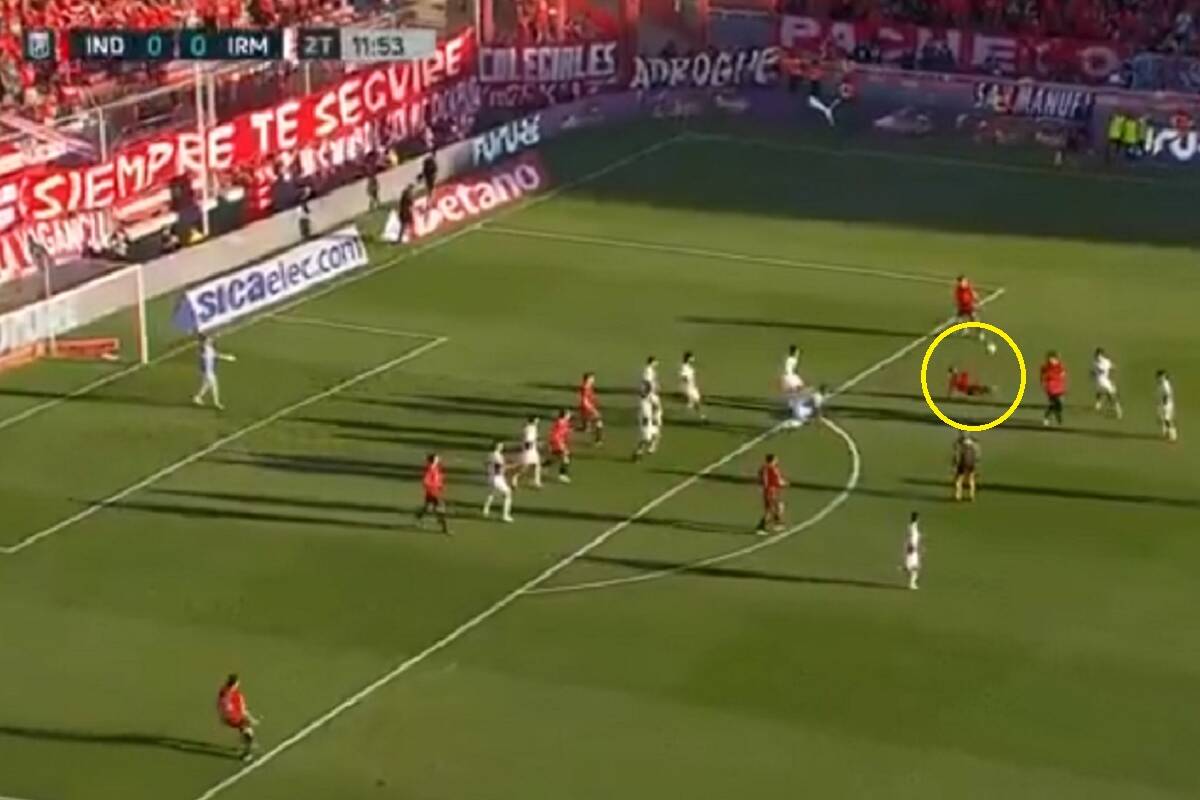 Strzał jeden na milion! Oto przyszły laureat Nagrody Puskasa? [WIDEO]