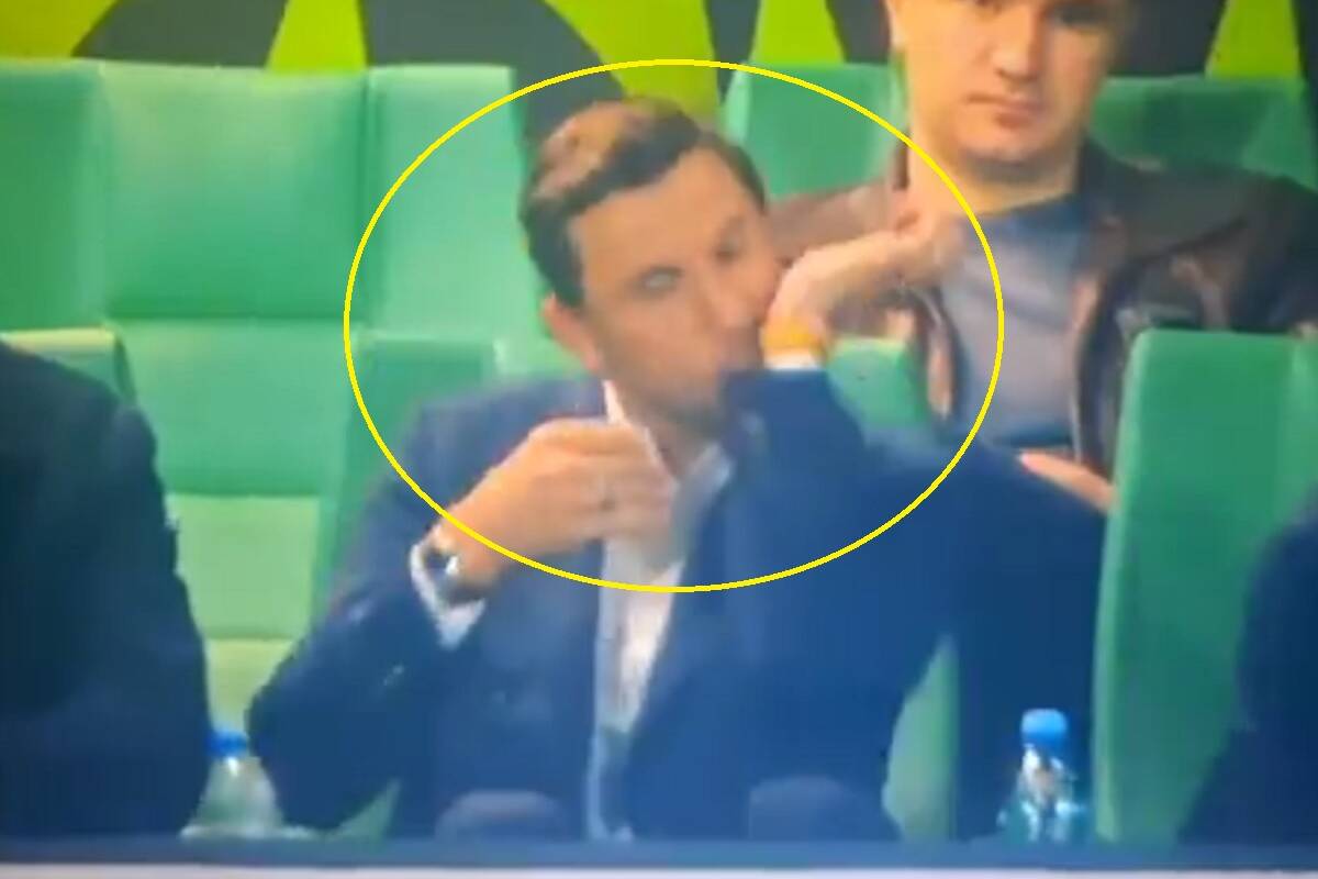 Przedziwny rytuał legendy. Tak zachowała się przed karnymi Szachtara [WIDEO]