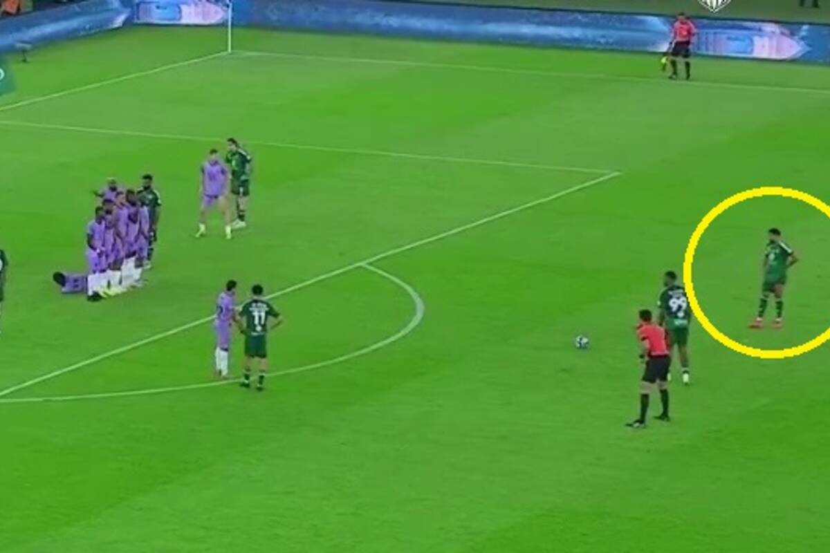 Kosmiczna bramka byłego mistrza Anglii. On wciąż to ma [WIDEO]