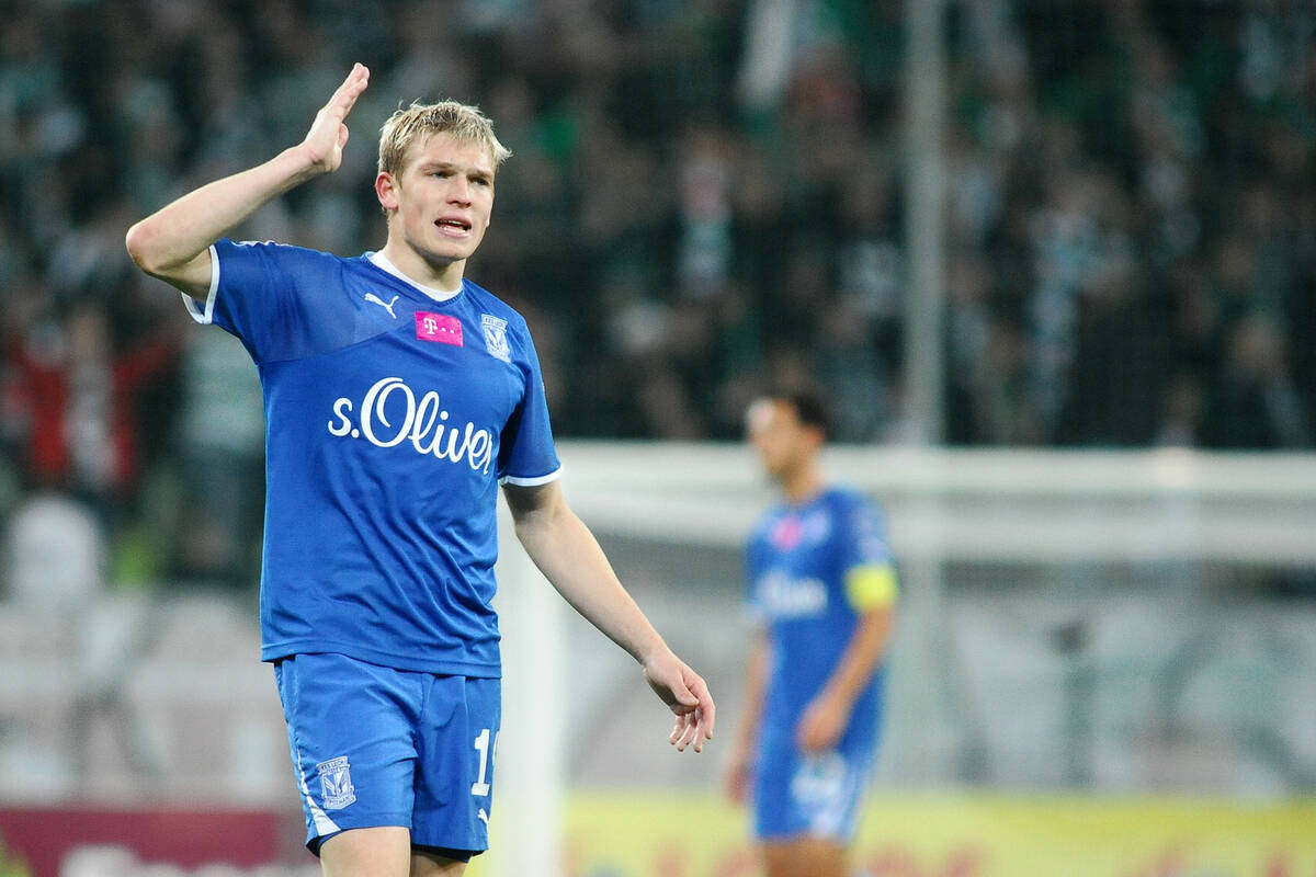 Rudnevs wraca do świata futbolu. Wiadomo, co będzie robił