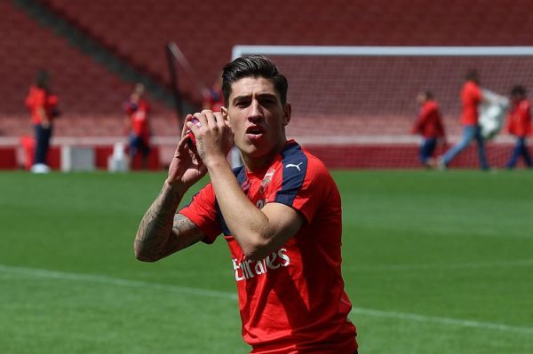 Hector Bellerin nie zagra z Bayernem Hector Bellerin nie zagra z Bayernem