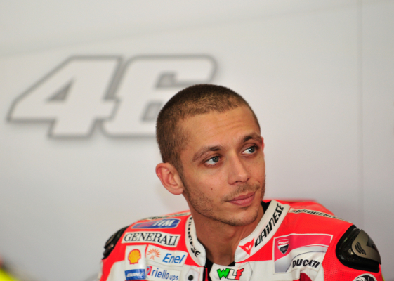 Rossi zarzuca rywalom ustawienie wyścigu Rossi zarzuca rywalom ustawienie wyścigu