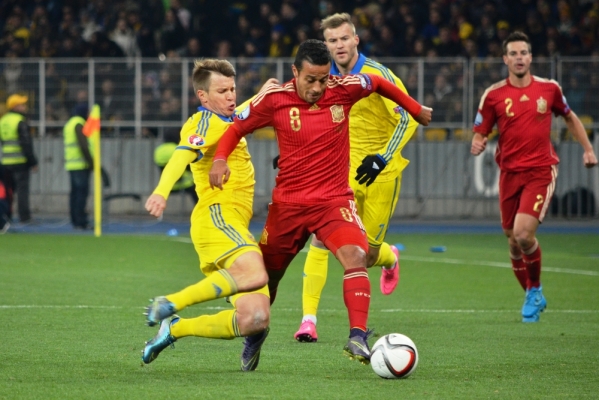 Thiago z kontuzją więzadła opuścił zgrupowanie Hiszpanii Thiago z kontuzją więzadła opuścił zgrupowanie Hiszpanii
