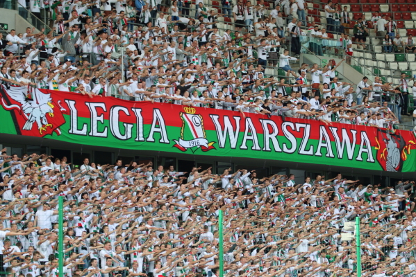 UEFA ukarała Legię, ale nie za oprawę o Powstaniu Warszawskim UEFA ukarała Legię, ale nie za oprawę o Powstaniu Warszawskim