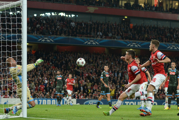 Koscielny: Liczymy się w walce o awans Koscielny: Liczymy się w walce o awans