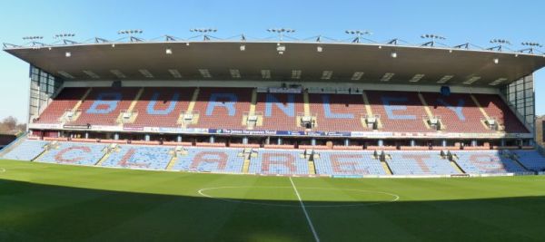 Trzy kluby polują na napastnika Burnley Trzy kluby polują na napastnika Burnley