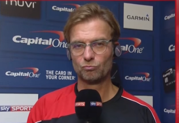 Klopp: Nie można grać ze smutną twarzą Klopp: Nie można grać ze smutną twarzą