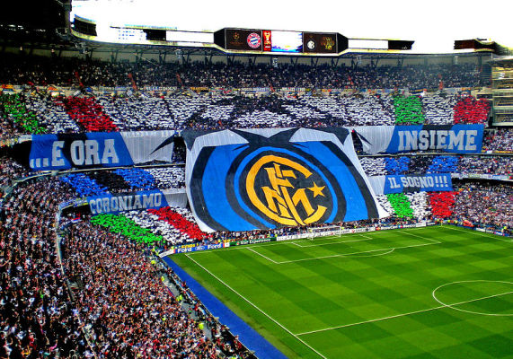 Inter ukarał trzech piłkarzy za mecz z Lazio Inter ukarał trzech piłkarzy za mecz z Lazio