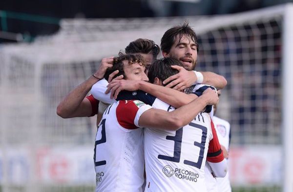 Serie B: 90 minut Salamona i zwycięstwo Cagliari Serie B: 90 minut Salamona i zwycięstwo Cagliari