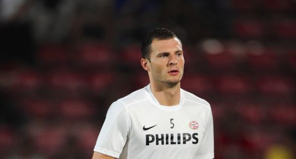 Reprezentant Holandii na dłużej w Stoke Reprezentant Holandii na dłużej w Stoke
