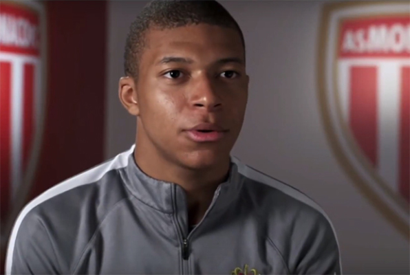 Mbappe starł się z kolegą z zespołu na treningu i pokłócił z trenerem. Transfer do PSG coraz bliższy? Mbappe starł się z kolegą z zespołu na treningu i pokłócił z trenerem. Transfer do PSG coraz bliższy?