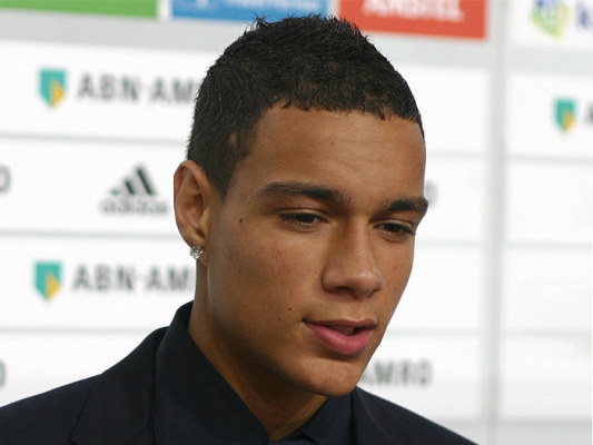 Gregory van der Wiel przeniesie się do MLS? Gregory van der Wiel przeniesie się do MLS?