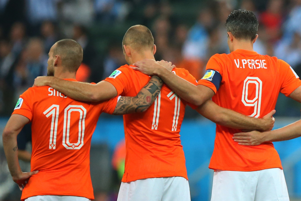 Wysoka porażka Holandii! Awans na Euro 2016 coraz dalej Wysoka porażka Holandii! Awans na Euro 2016 coraz dalej