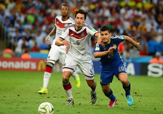 Hummels: nadwaga przyczyną słabej formy Hummels: nadwaga przyczyną słabej formy