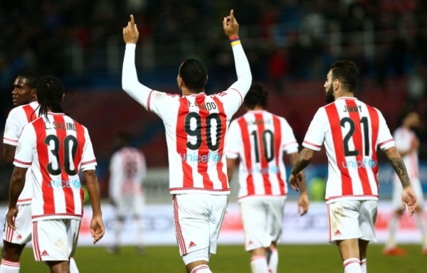 Grecja: Olympiakos umacnia się na prowadzeniu Grecja: Olympiakos umacnia się na prowadzeniu