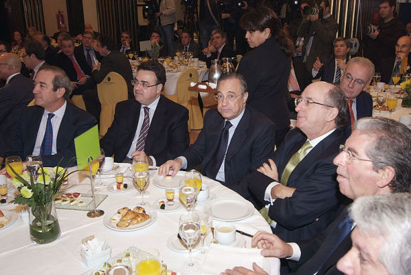 "Prezydent Realu jest zerem" "Prezydent Realu jest zerem"