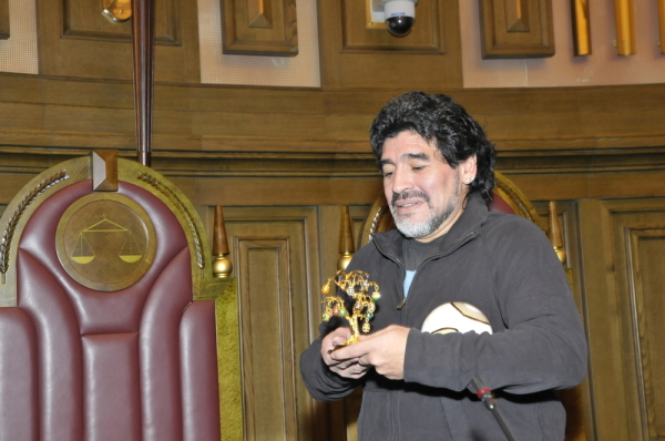 Maradona: Idę do FIFA. Będę walczyć z mafią Maradona: Idę do FIFA. Będę walczyć z mafią