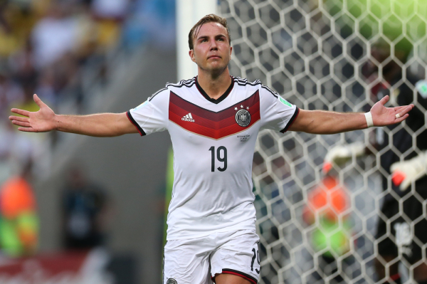 "Nie wolno sprzedać Goetze!" "Nie wolno sprzedać Goetze!"