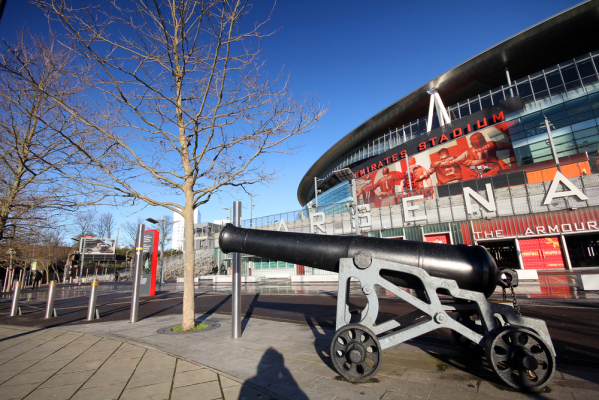 Arsenal wygrywa w derbach Londynu Arsenal wygrywa w derbach Londynu
