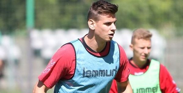 Były gracz BVB na testach w Koronie Kielce Były gracz BVB na testach w Koronie Kielce