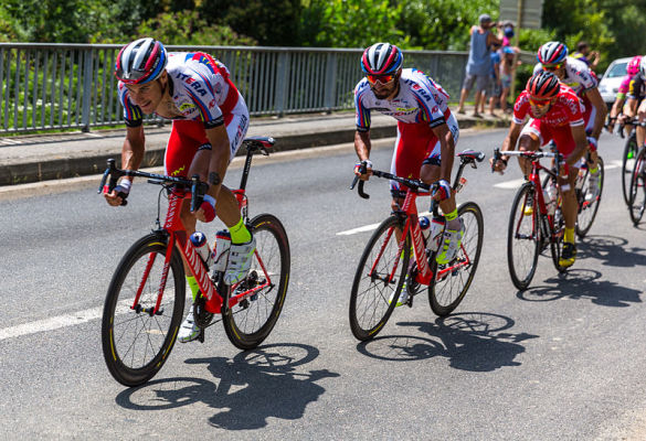 Zawieszą całą grupę kolarską za doping? Zawieszą całą grupę kolarską za doping?