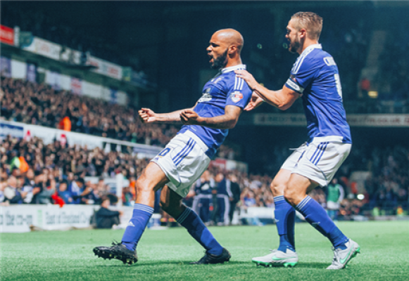 Zwycięstwo Ipswich, Białkowski poza kadrą Zwycięstwo Ipswich, Białkowski poza kadrą