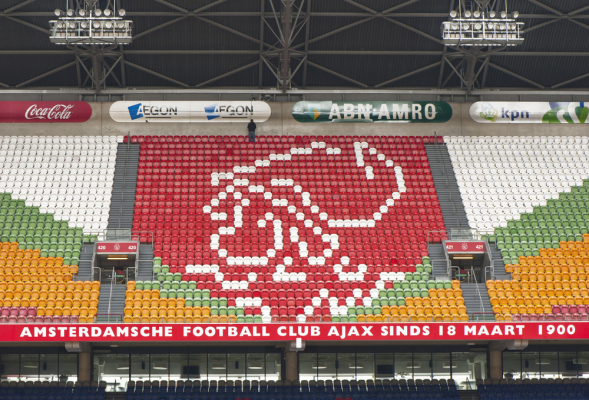 Ajax w fazie grupowej, Milik do 69 minuty Ajax w fazie grupowej, Milik do 69 minuty