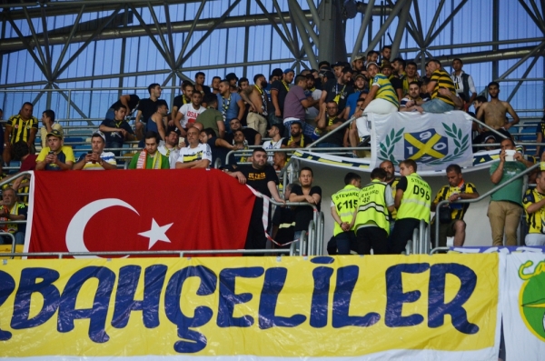 Fenerbahce pewnie awansuje do LE Fenerbahce pewnie awansuje do LE