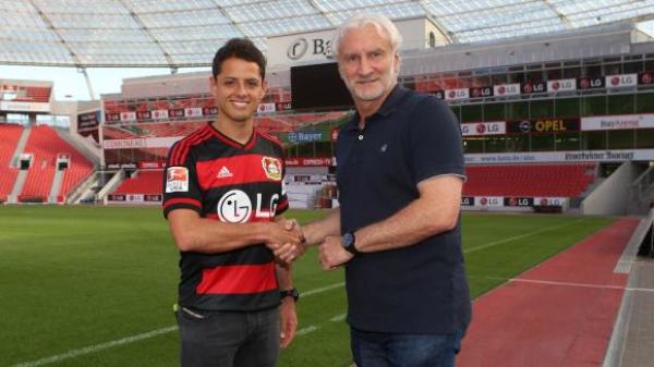 Chicharito w Bayerze Leverkusen Chicharito w Bayerze Leverkusen