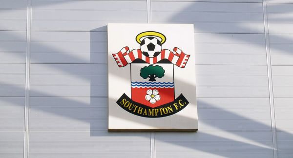 Southampton pozyskał obrońcę z Borussii Moenchengladbach Southampton pozyskał obrońcę z Borussii Moenchengladbach
