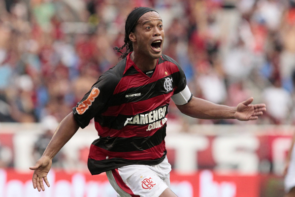 Ronaldinho wraca do ojczyzny Ronaldinho wraca do ojczyzny