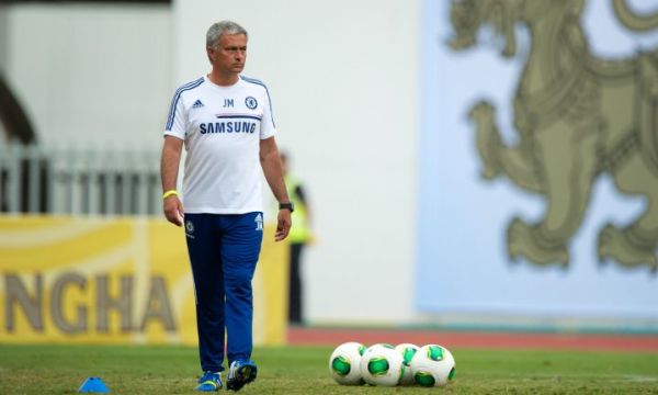 Zwolnienie Mourinho kosztowałoby fortunę Zwolnienie Mourinho kosztowałoby fortunę