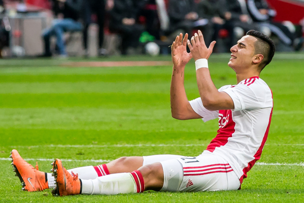 Ajax wygrywa, cały mecz Milika Ajax wygrywa, cały mecz Milika
