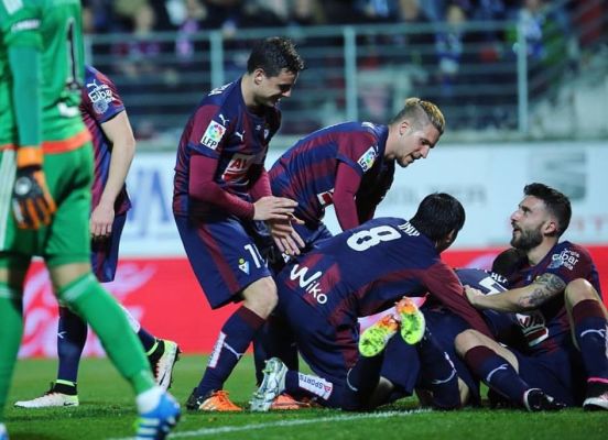 Eibar wygrywa derby Kraju Basków Eibar wygrywa derby Kraju Basków