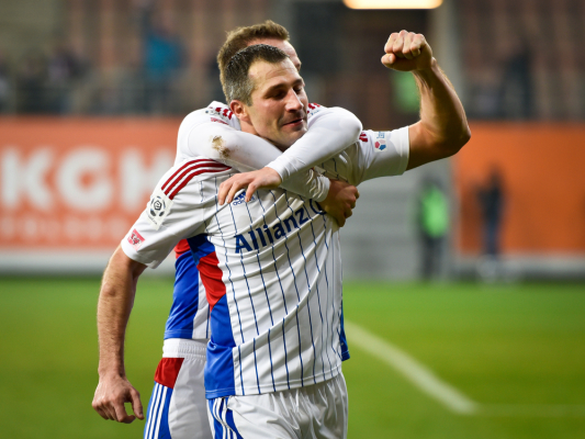 Sobolewski wyrejestrowany z Górnika Zabrze, w jego miejsce Sebastian Leszczak Sobolewski wyrejestrowany z Górnika Zabrze, w jego miejsce Sebastian Leszczak