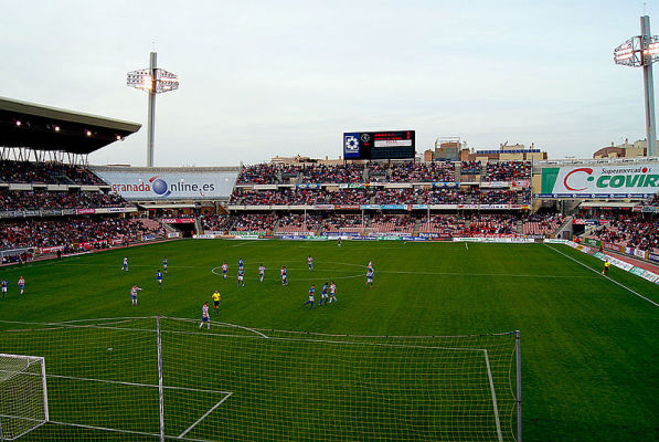 Granada rozbiła Levante na własnym stadionie Granada rozbiła Levante na własnym stadionie
