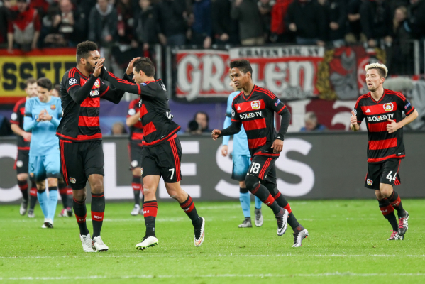 Bayer ograł Schalke i jest bliski LM Bayer ograł Schalke i jest bliski LM