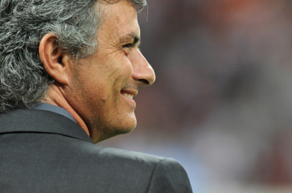 Mourinho: Straciłem tytuł na rzecz Ranieriego, to duże emocje Mourinho: Straciłem tytuł na rzecz Ranieriego, to duże emocje