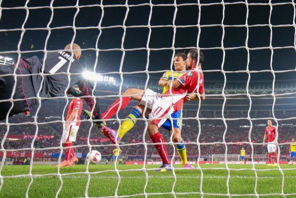 Pomocnik HSV doznał kontuzji... na dyskotece Pomocnik HSV doznał kontuzji... na dyskotece