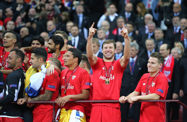 The Sun: Manchester United chce Grzegorza Krychowiaka The Sun: Manchester United chce Grzegorza Krychowiaka